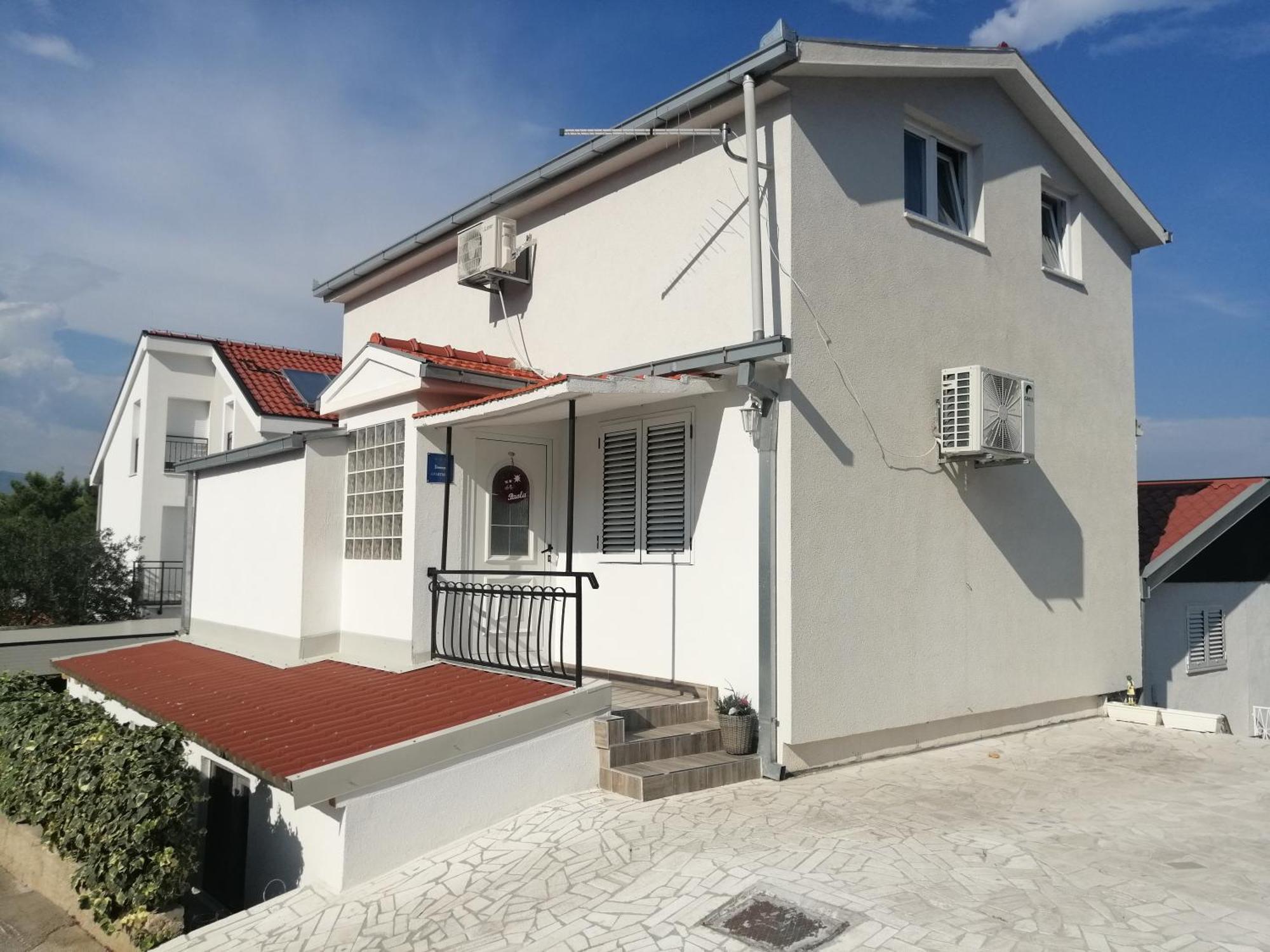 Apartments Paola Trogir Zimmer foto