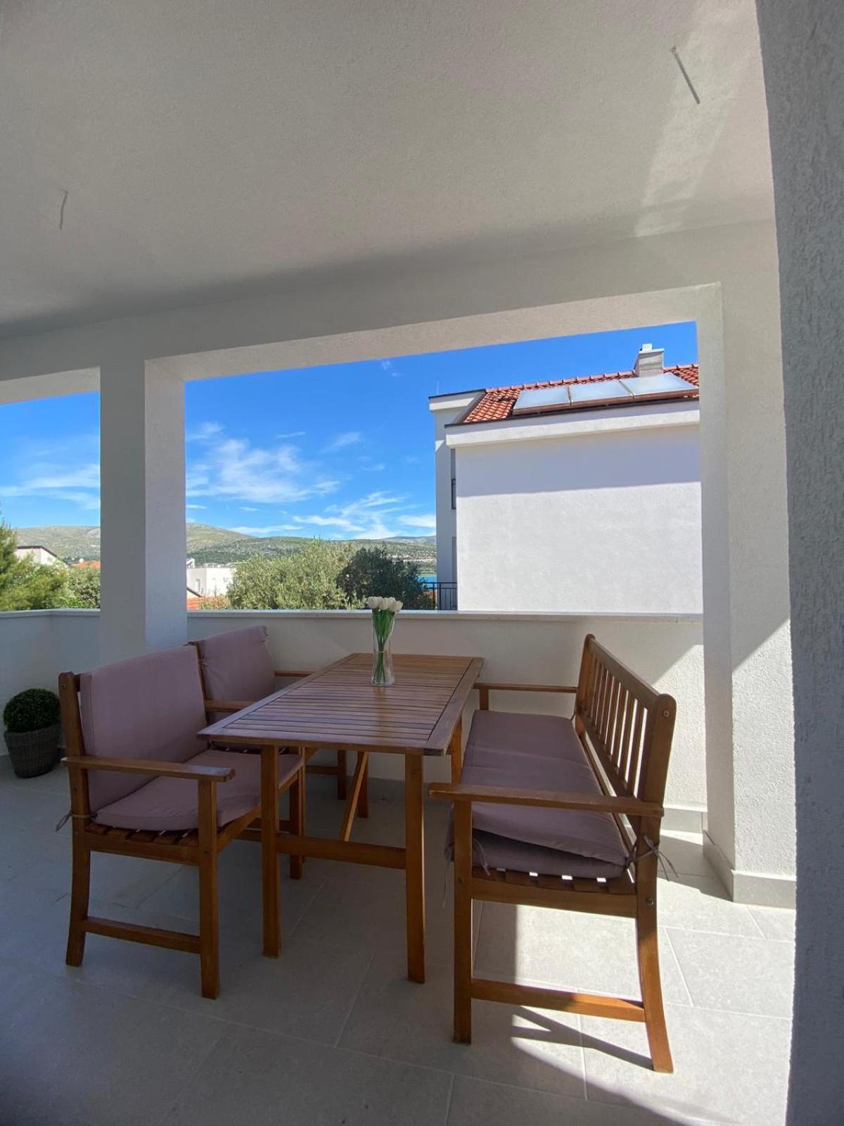 Apartments Paola Trogir Exterior foto
