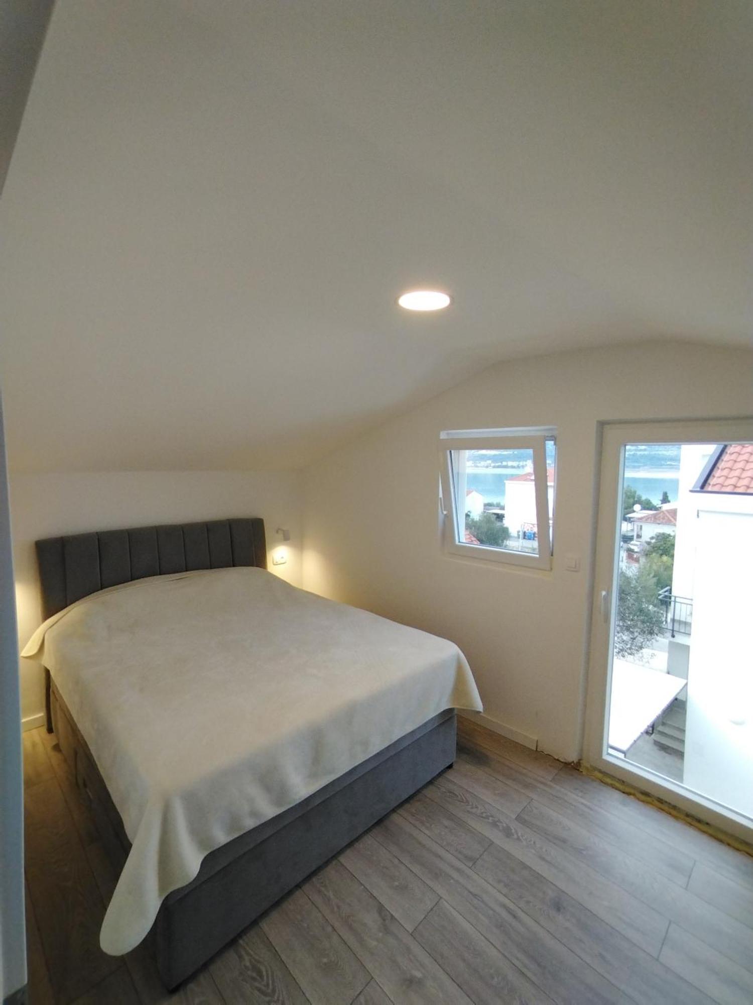 Apartments Paola Trogir Zimmer foto