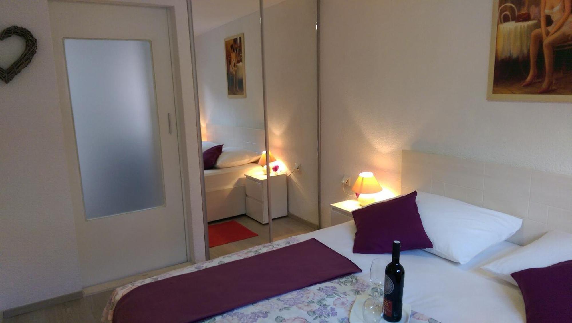 Apartments Paola Trogir Zimmer foto